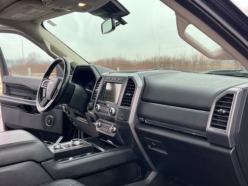 Used 2019 Ford Expedition Max Platinum image 30