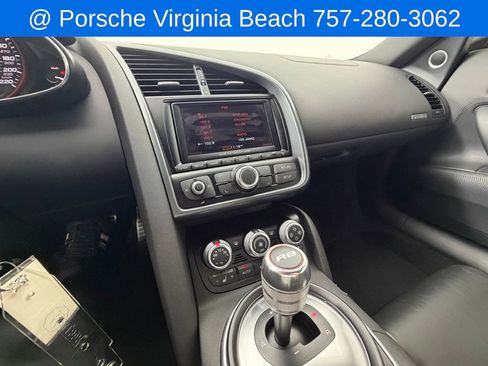 Used 2011 Audi R8 V10 AWD/4WD image 14