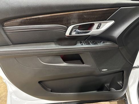 Used 2013 GMC Terrain Denali w/ Cargo Package image 14