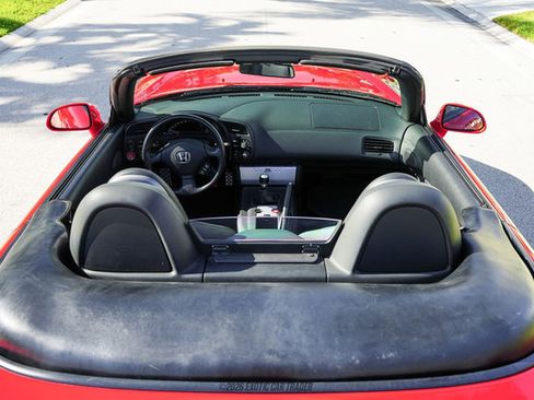 Used 2004 Honda S2000 image 42