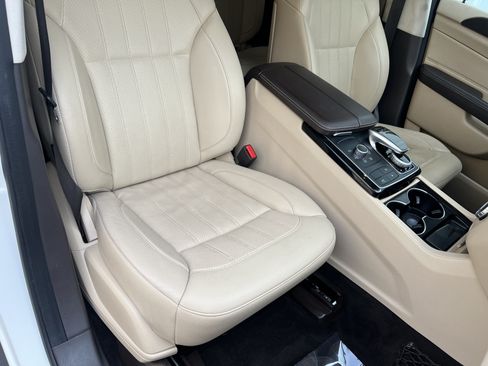 Used 2018 Mercedes-Benz GLE 350 4MATIC image 26
