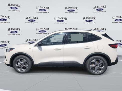 New 2025 Ford Escape ST-Line w/ Equipment Group 301A image 2