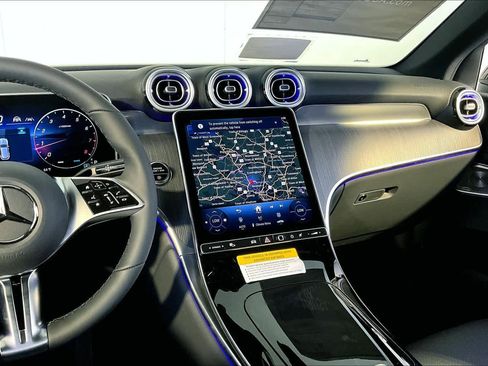 New 2026 Mercedes-Benz GLC 300 4MATIC image 8