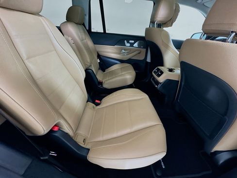 New 2026 Mercedes-Benz GLS 450 4MATIC image 31