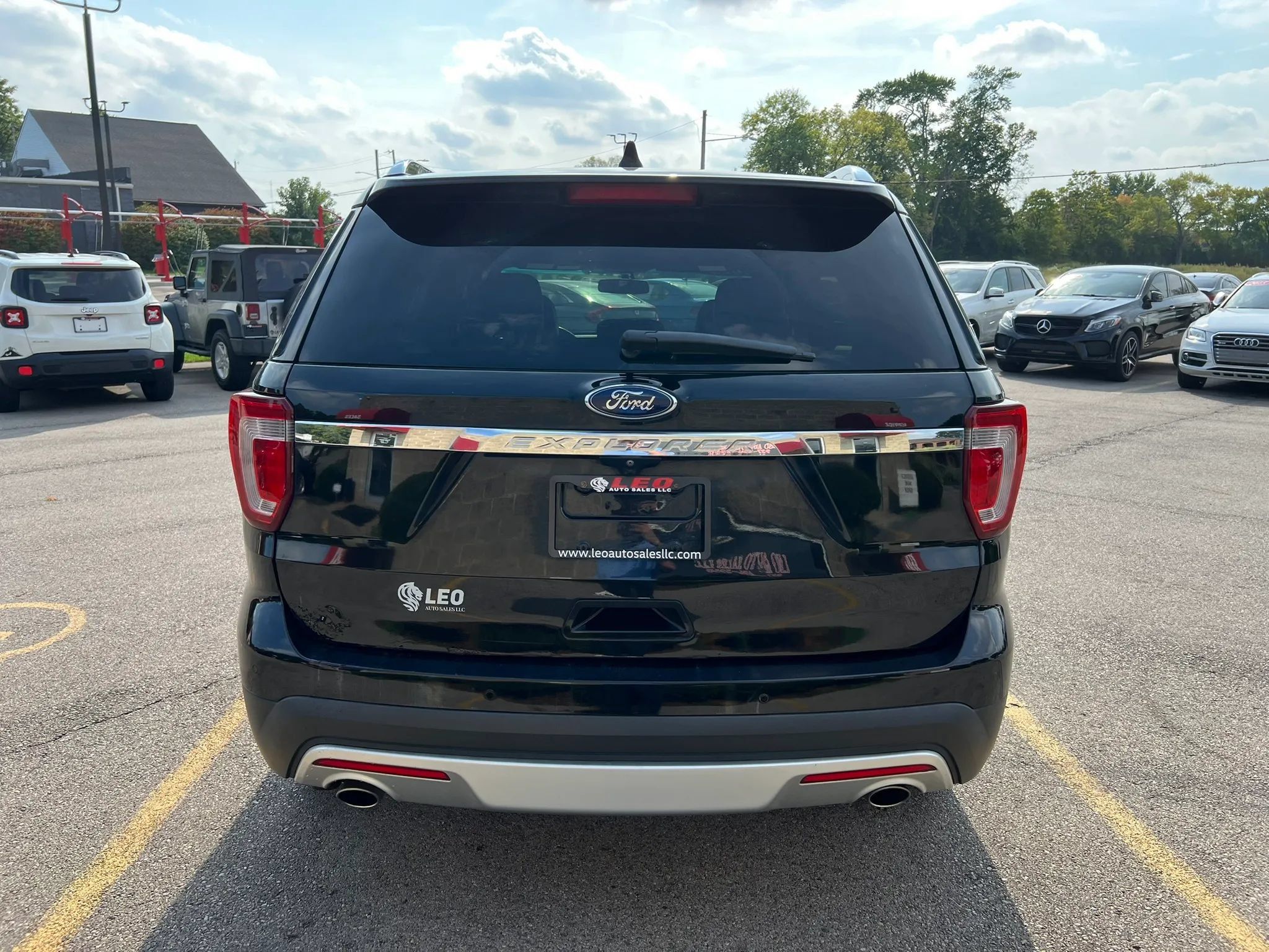 Used 2016 Ford Explorer Limited AWD/4WD image 6