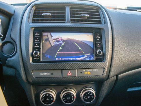 Used 2021 Mitsubishi Outlander Sport ES image 20