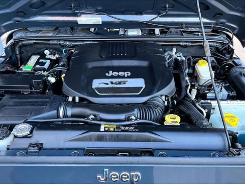 Used 2017 Jeep Wrangler Unlimited Sport w/ Quick Order Package 24S image 31