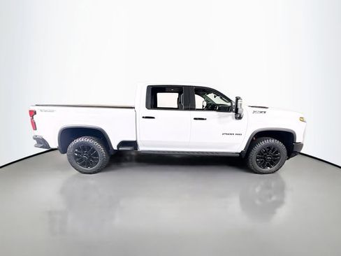 New 2026 Chevrolet Silverado 2500 LTZ AWD/4WD image 5
