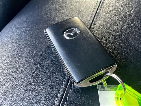 Certified 2023 MAZDA CX-30 AWD 2.5 S w/ Select Package image 12