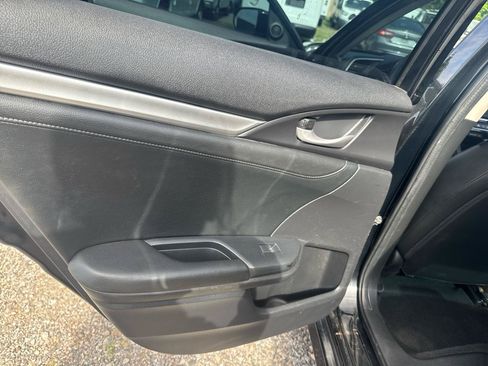 Used 2016 Honda Civic EX-L image 18