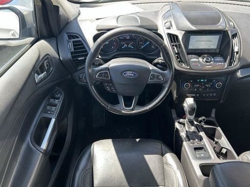 Used 2019 Ford Escape Titanium FWD image 8