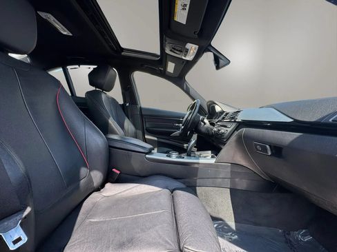 Used 2015 BMW 328i xDrive Sedan AWD/4WD image 17