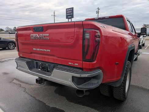 Used 2024 GMC Sierra 3500 SLE w/ SLE Value Package image 10