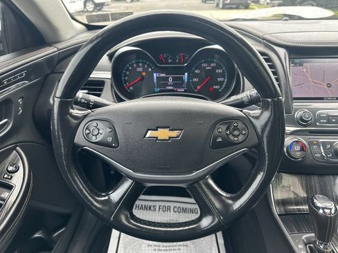 Used 2017 Chevrolet Impala Premier w/ Enhanced Convenience Package FWD image 28