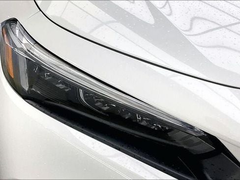 Certified 2024 Honda Civic Sport image 25