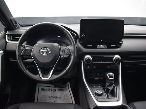 Used 2023 Toyota RAV4 XSE AWD/4WD image 16