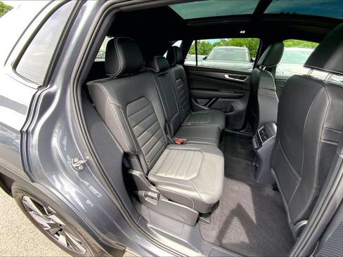 Certified 2025 Volkswagen Atlas Cross Sport SEL AWD/4WD image 22