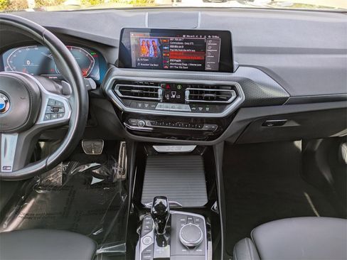 Used 2024 BMW X3 sDrive30i w/ M Sport Package image 17