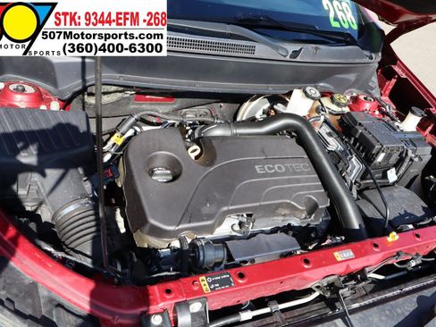 Used 2018 Chevrolet Equinox LT image 22