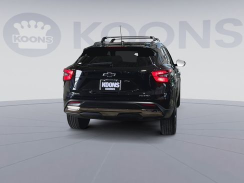 Used 2025 Chevrolet Trax ACTIV w/ Driver Confidence Package image 10