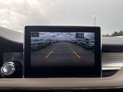 Used 2020 Lincoln Corsair FWD w/ Premium Package image 23