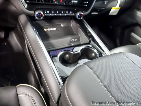 New 2025 Chevrolet Tahoe Premier image 19