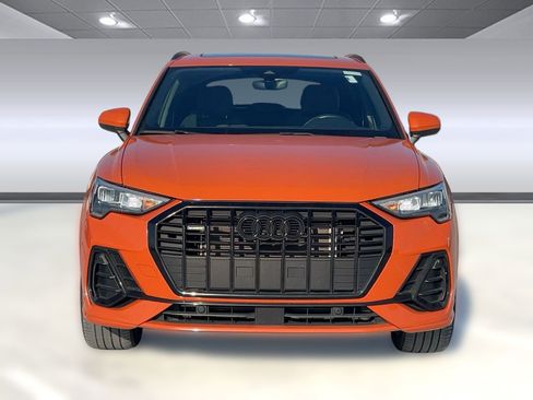 Certified 2022 Audi Q3 2.0T Premium w/ Black Optic Sport Package image 6