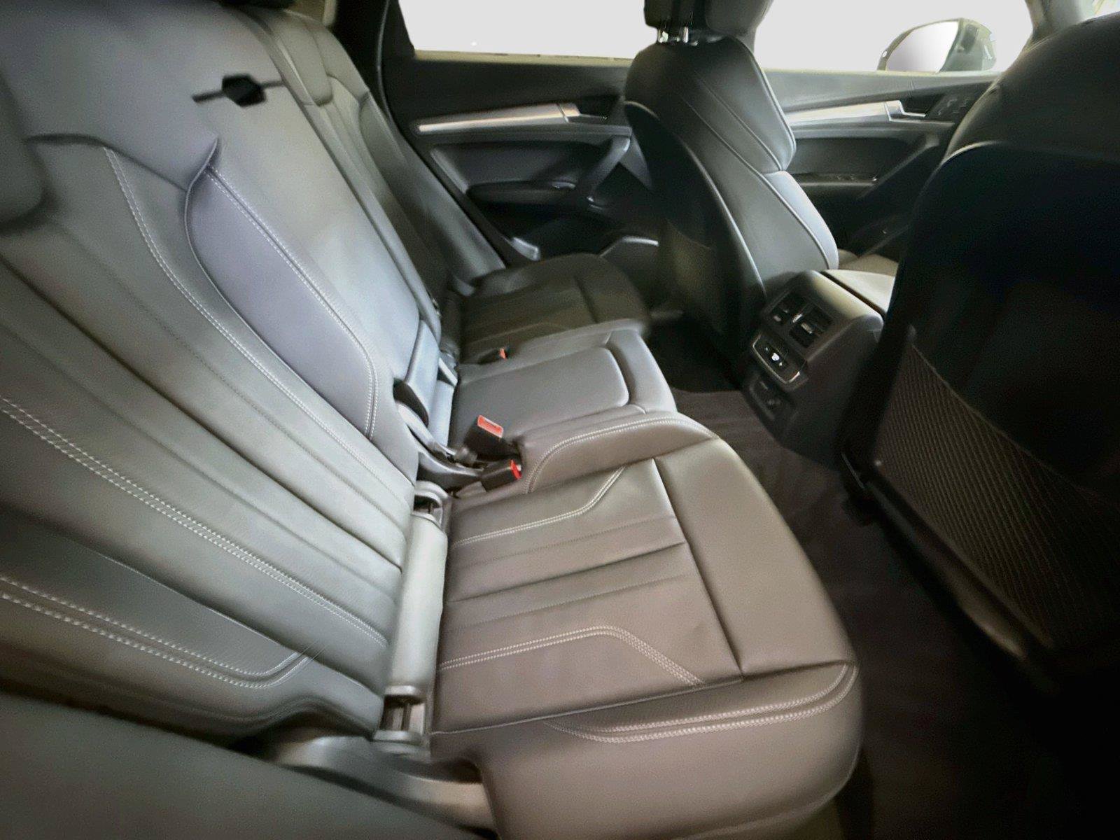 Certified 2025 Audi Q5 2.0T Premium AWD/4WD image 28