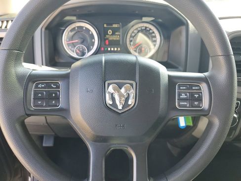 Used 2018 RAM 1500 Express image 28