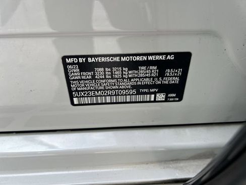 Certified 2024 BMW X7 xDrive40i w/ Premium Package image 27