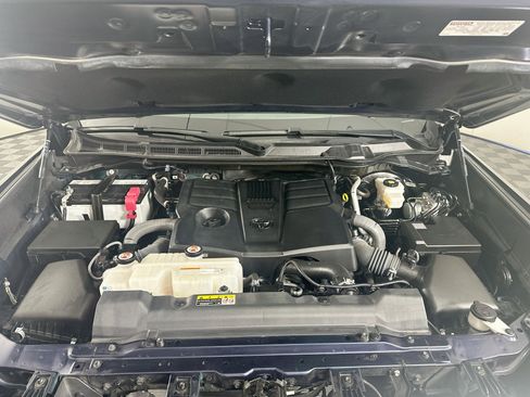 Used 2024 Toyota Tundra Limited AWD/4WD image 34