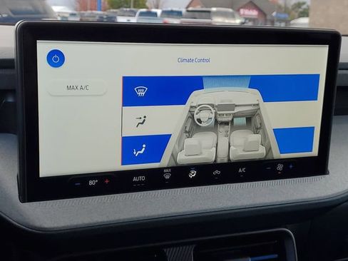 New 2025 Ford Maverick XLT w/ Equipment Group 301A image 28