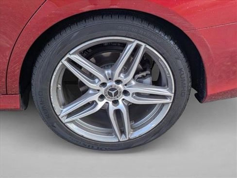 Certified 2019 Mercedes-Benz E 300 image 9