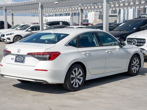 Used 2024 Honda Civic LX image 6