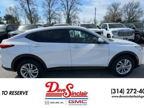 New 2026 Buick Envista Sport Touring w/ Convenience II Package FWD image 9