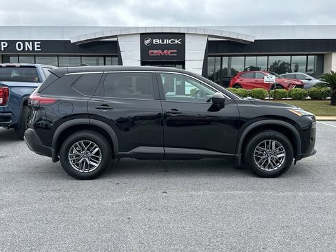 Used 2023 Nissan Rogue S image 8