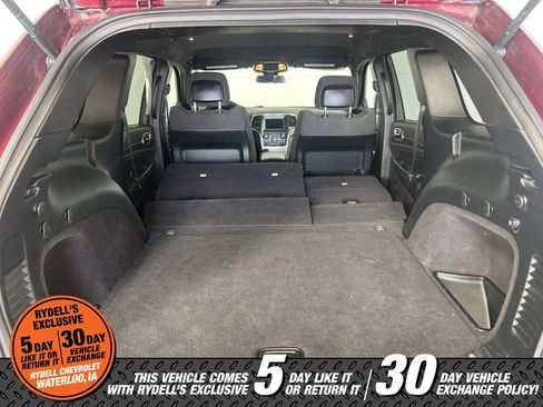 Used 2018 Jeep Grand Cherokee Laredo image 22