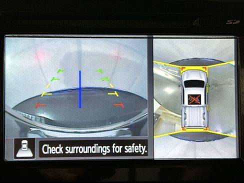 Used 2017 Nissan Titan Platinum Reserve image 21