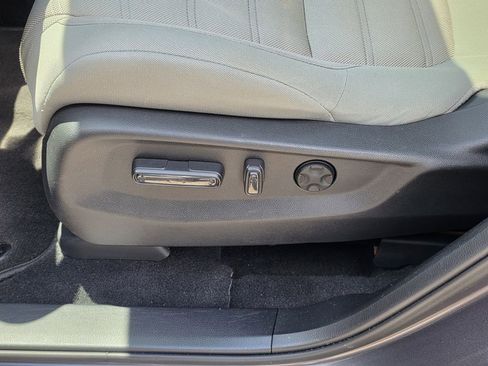 Used 2020 Honda CR-V EX image 18