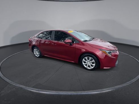 Used 2024 Toyota Corolla LE image 3