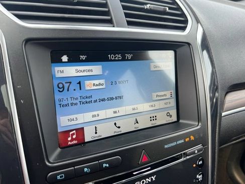 Certified 2018 Ford Explorer Limited w/ Equipment Group 301A AWD/4WD image 13