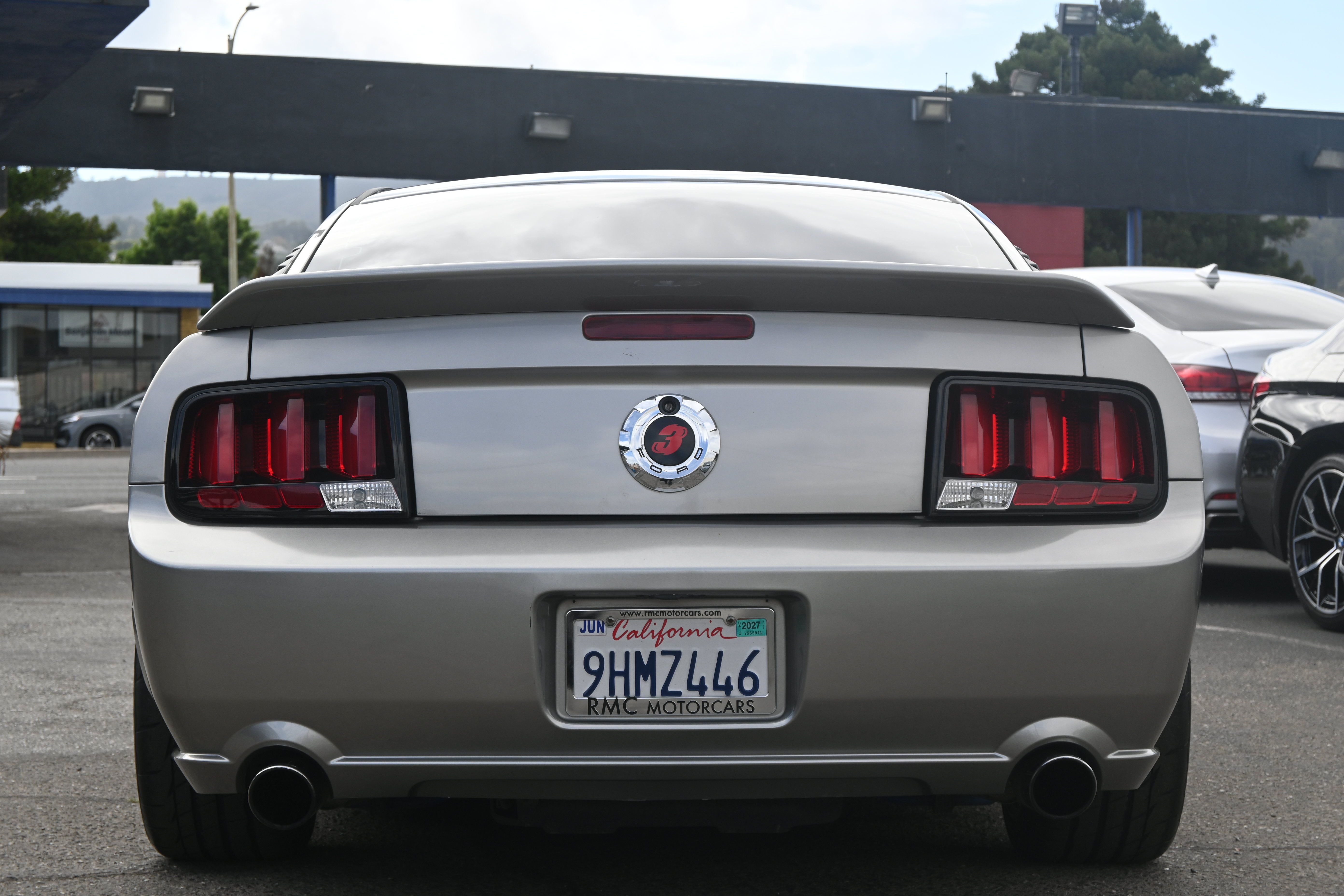 Used 2008 Ford Mustang GT RWD image 8