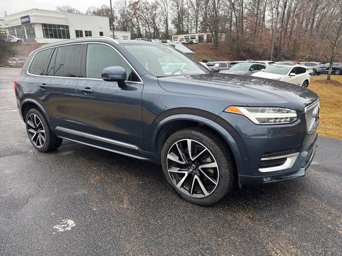 Certified 2023 Volvo XC90 B6 Plus w/ Protection Package Premier image 9