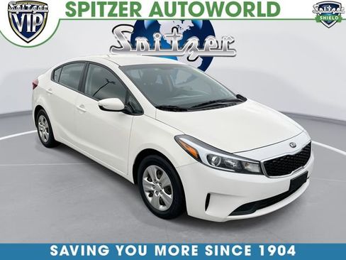Used 2017 Kia Forte LX image 1