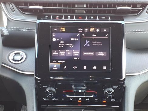 New 2025 Jeep Grand Cherokee Laredo X image 14