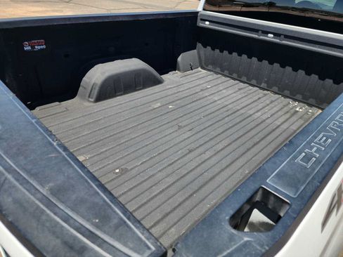 Used 2023 Chevrolet Silverado 1500 RST AWD/4WD image 6