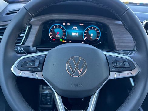 New 2026 Volkswagen Atlas SEL Premium R-Line image 24