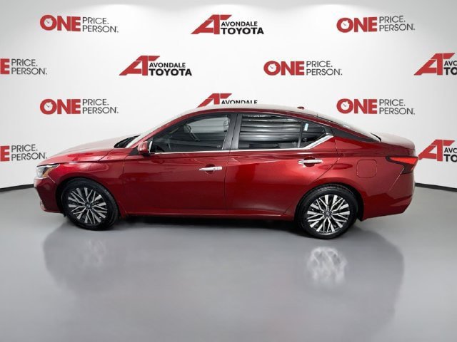 Used 2023 Nissan Altima 2.5 SV FWD image 4