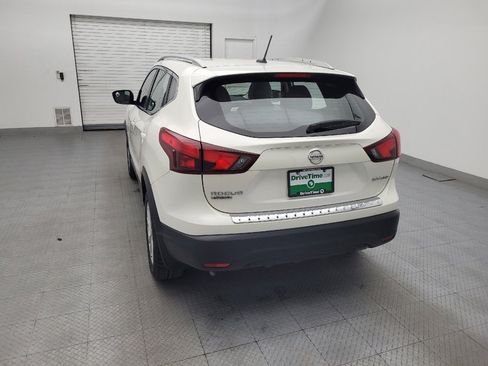 Used 2018 Nissan Rogue Sport SV AWD/4WD image 6