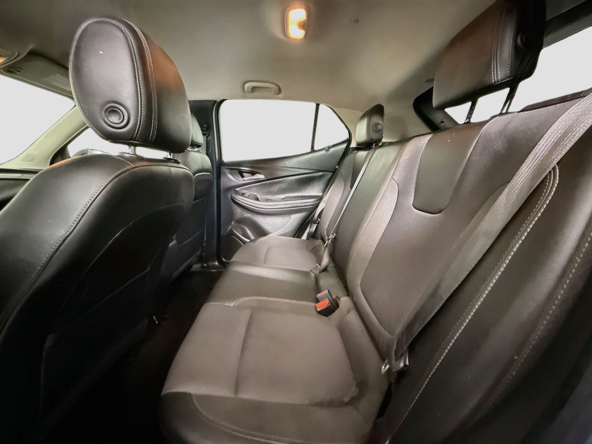 Used 2022 Buick Encore GX Preferred FWD image 25